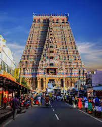 Sri Rangam Temple - the magnificent Dravidian architecture of one of the largest temple complexes in the world